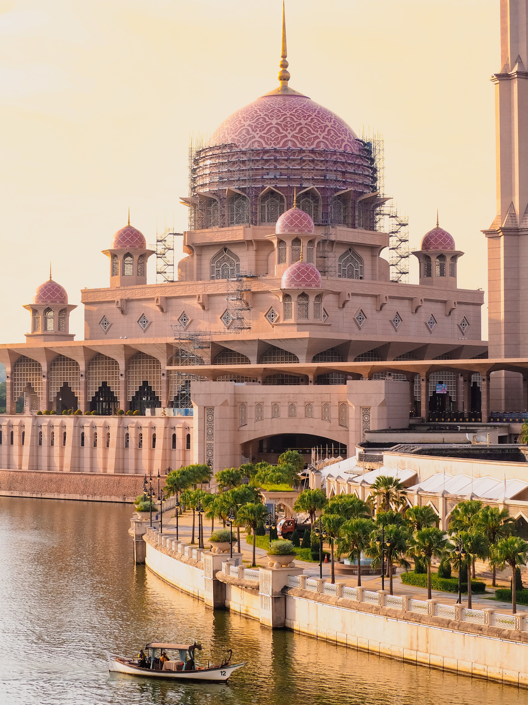 Putra Mosque, Putrajaya