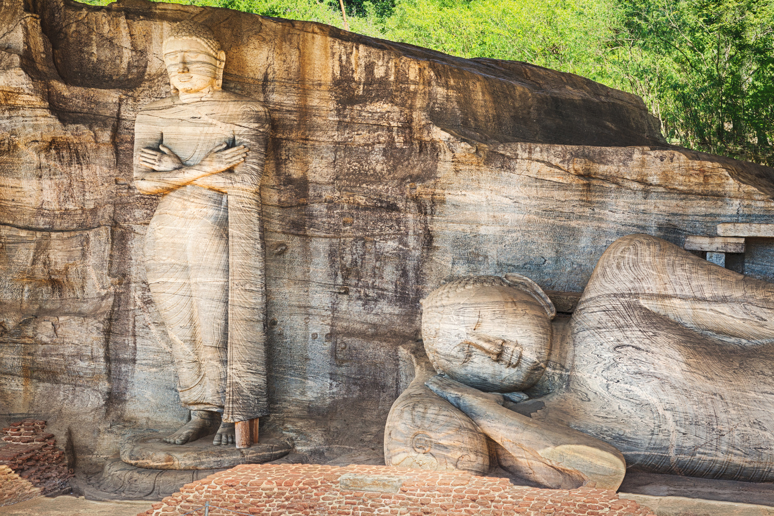 The Gal Vihara.